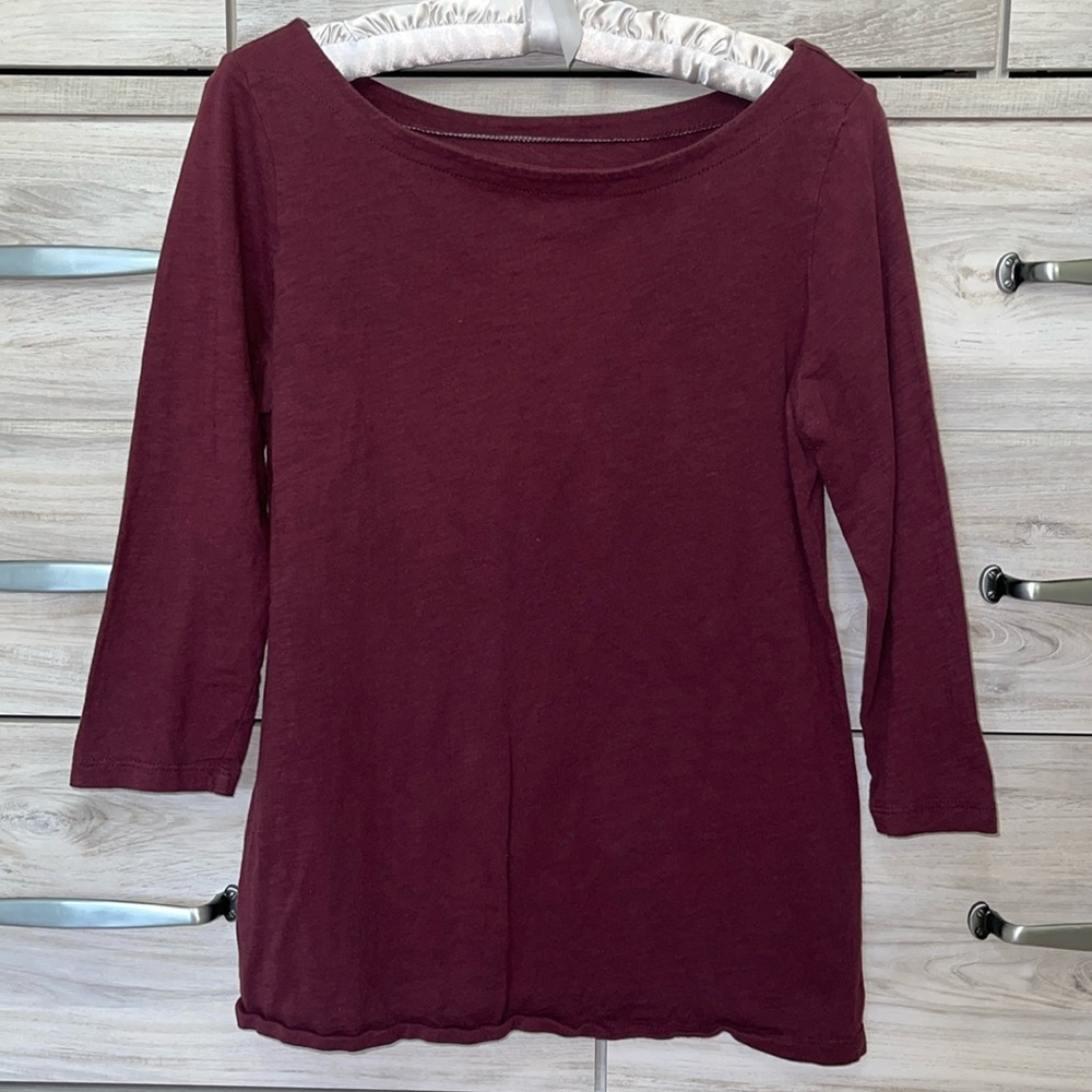 Ann Taylor Women’s Burgundy Boat Neck 3/4 Sleeve Shirt